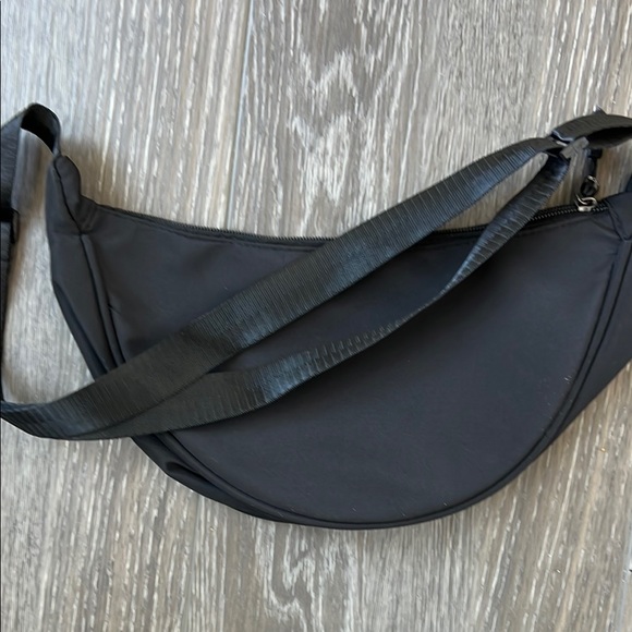 Black Shoulder Bag - Picture 3 of 3